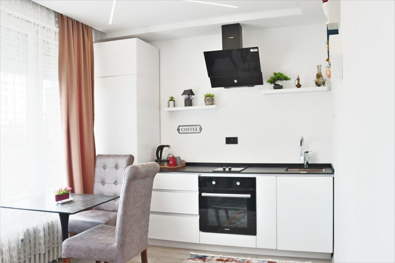 Cozy Apartment In Pristina Exterior foto